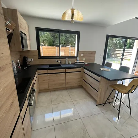 Дом отдыха Maison 9p Avec Piscine Et Climatisation Лакано