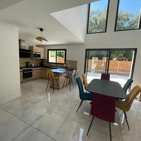 Ferienhaus Maison 9p Avec Piscine Et Climatisation