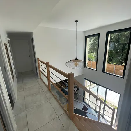 Maison 9p Avec Piscine Et Climatisation * Lacanau
